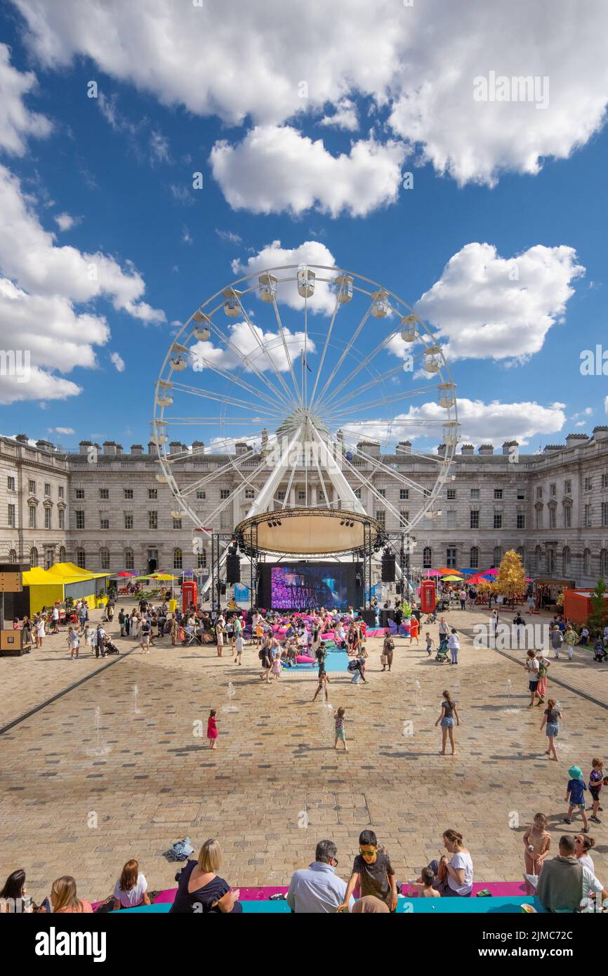 Dieses Helle Land, Somerset House, The Strand, Northbank, London Stockfoto