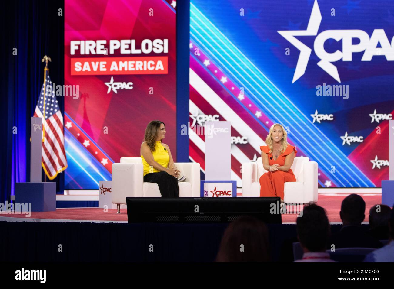 Dallas, USA. 05 August 2022. Sara Carter interviewt die Rep. Marjorie Taylor Greene auf der Conservative Political Action Conference. Kredit: Valerio Pucci / Alamy Stockfoto