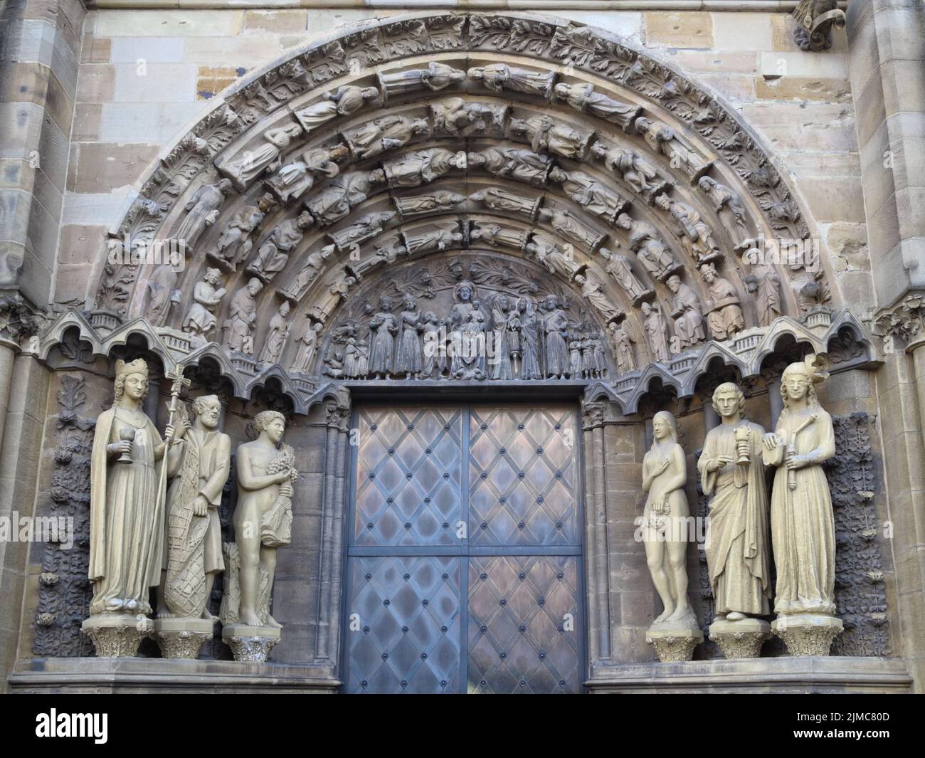 Trier - Liebfrauenkirche, Eingangsportal, Deutschland Stockfoto