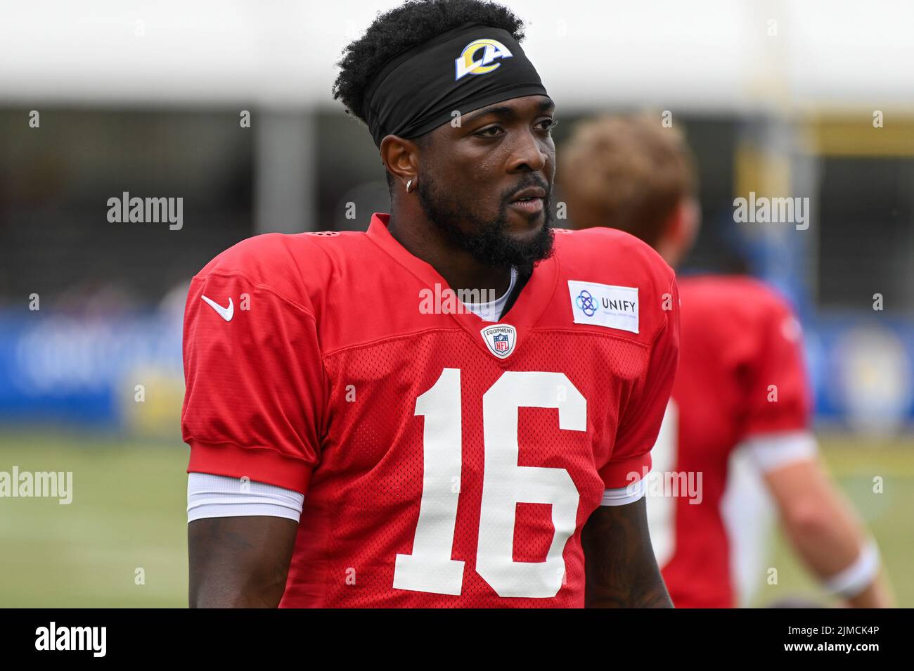Los Angeles Rams Quarterback Bryce Perkins (16) während des Trainingslagers, Donnerstag, 4. August 2022, in Irvine, Calif. (Dylan Stewart/Image of Sport) Stockfoto