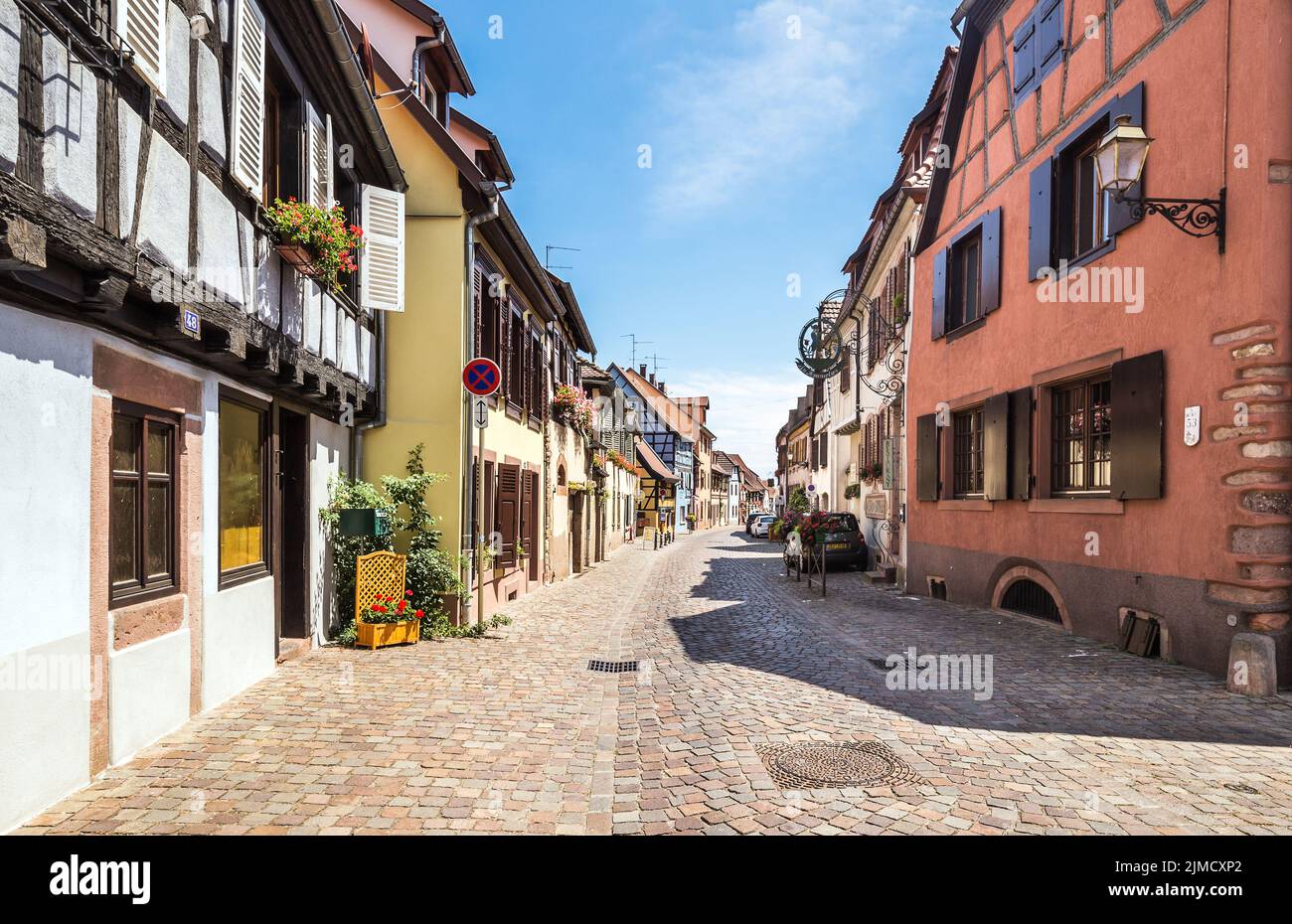 Kleinstadt Bergheim mit Fachwerkhäusern Stockfoto