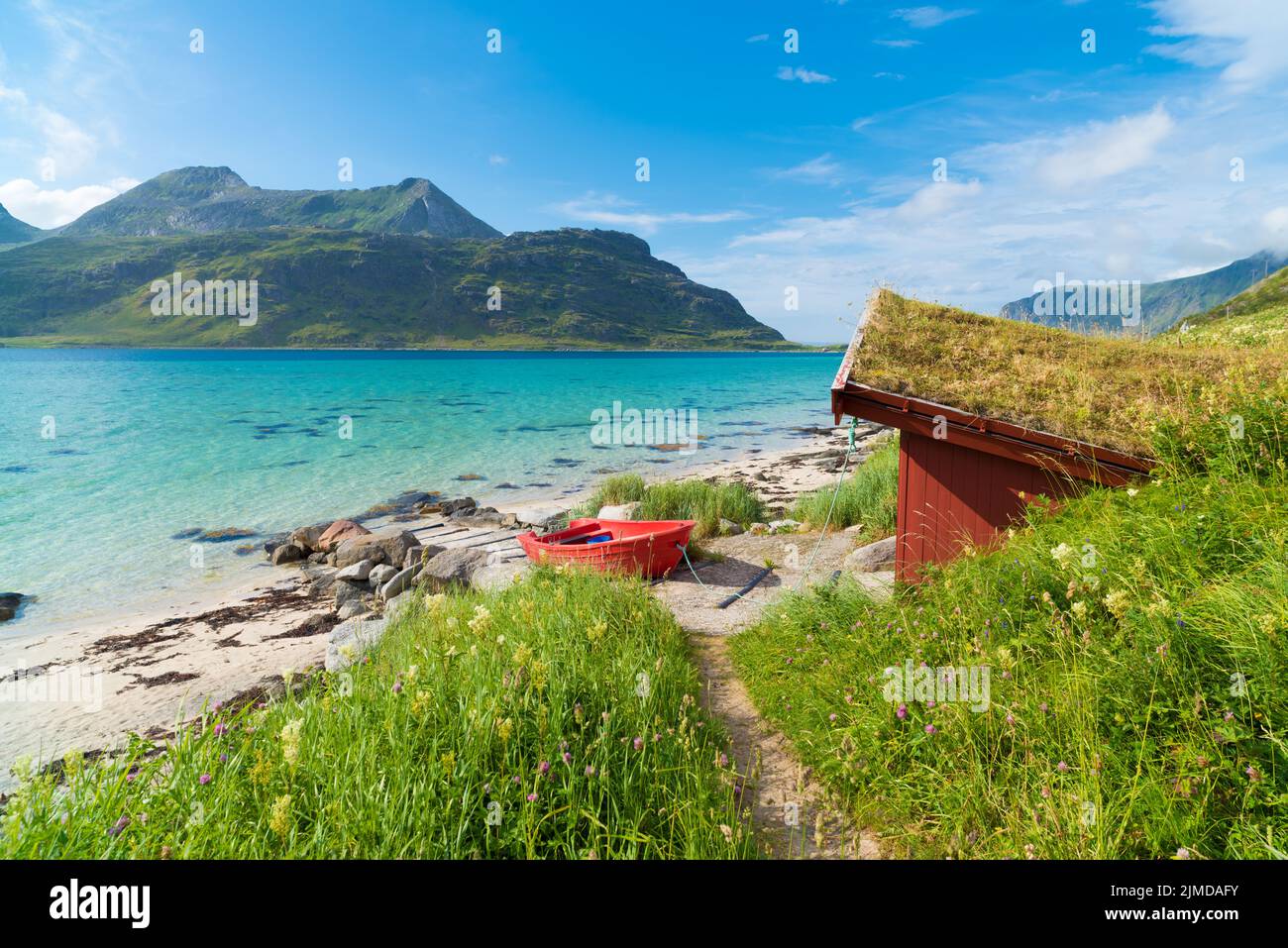 Rotes Ruderboot Stockfoto