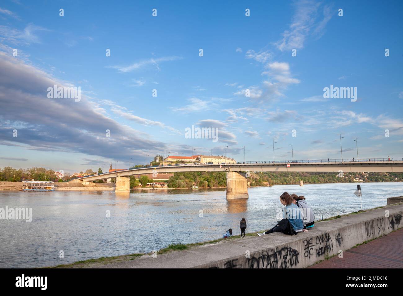 Bild der Festung Novi Sad (Petrovaradin), eines der berühmtesten Denkmäler der Voivodina, berühmt für sein Musikfestival Exit, das stattfindet Stockfoto