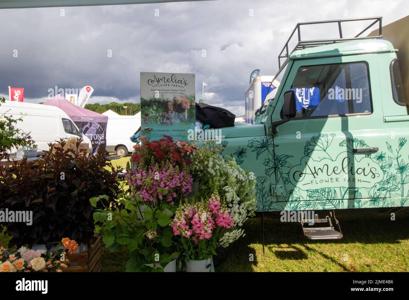 EXETER, DEVON, Großbritannien - 1. JULI 2022 Devon County Show - Amelia's Flower Farm Display und Handelsstand Stockfoto