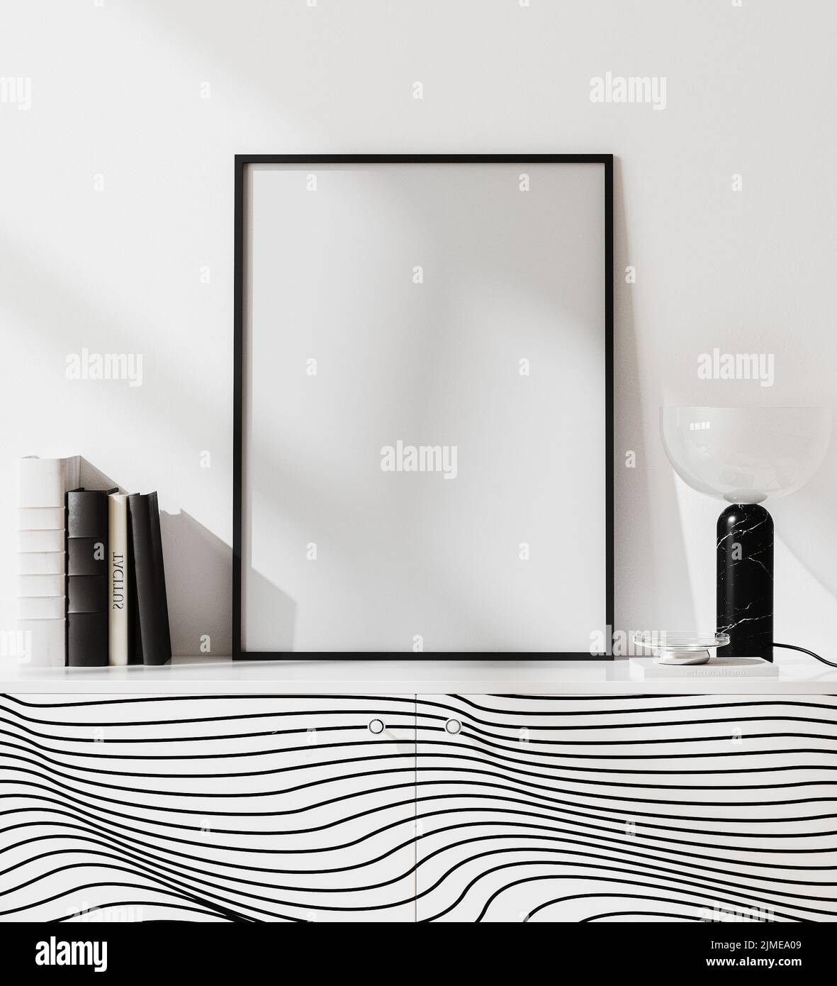 Mockup Posterrahmen in weißem hellen modernen Interieur mit weißen Wänden und stilvoller Dekoration, skandinavischer minimalistischer Stil, 3D RE Stockfoto