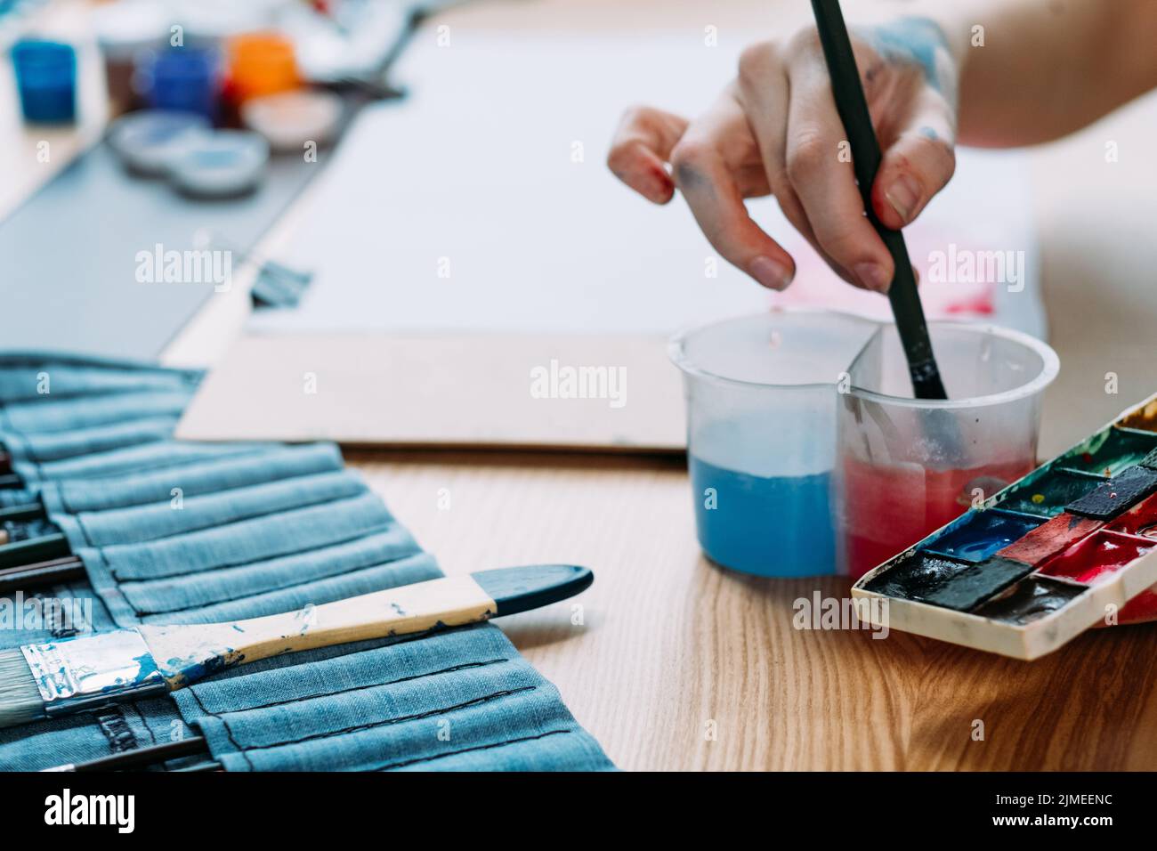 Kunst Schule Künstler Pinsel Aquarell-Palette Stockfoto