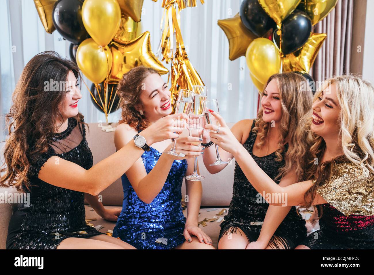 Mädchen Party Hangout Champagner besondere Veranstaltung Stockfoto