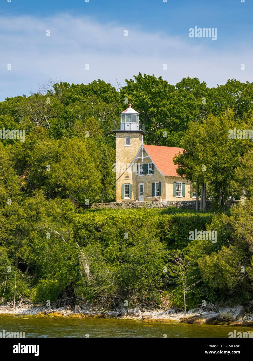 Eagle Bluff Lighthouse am Wisconsin State Registar of Historic Places im Peninsula State Park am Lake Michigan in Door County Wisconsin USA Stockfoto