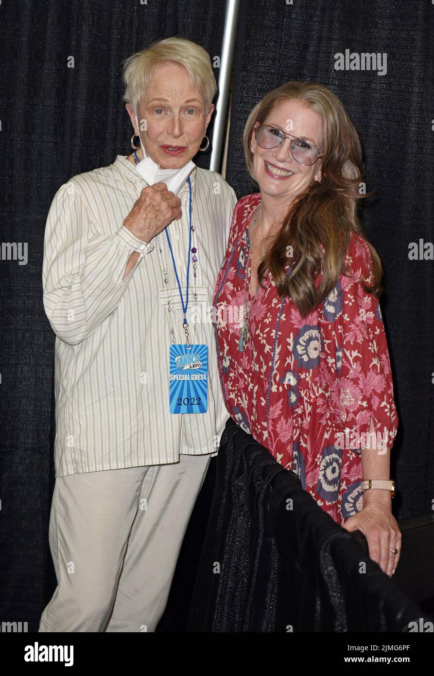 Knoxville, TN, USA. 5. August 2022. Karen Grassle, Melissa Gilbert bei der Fanboy Expo 2022, Knoxville Convention Center, Knoxville, TN, 5. August 2022. Quelle: Derek Storm/Everett Collection/Alamy Live News Stockfoto