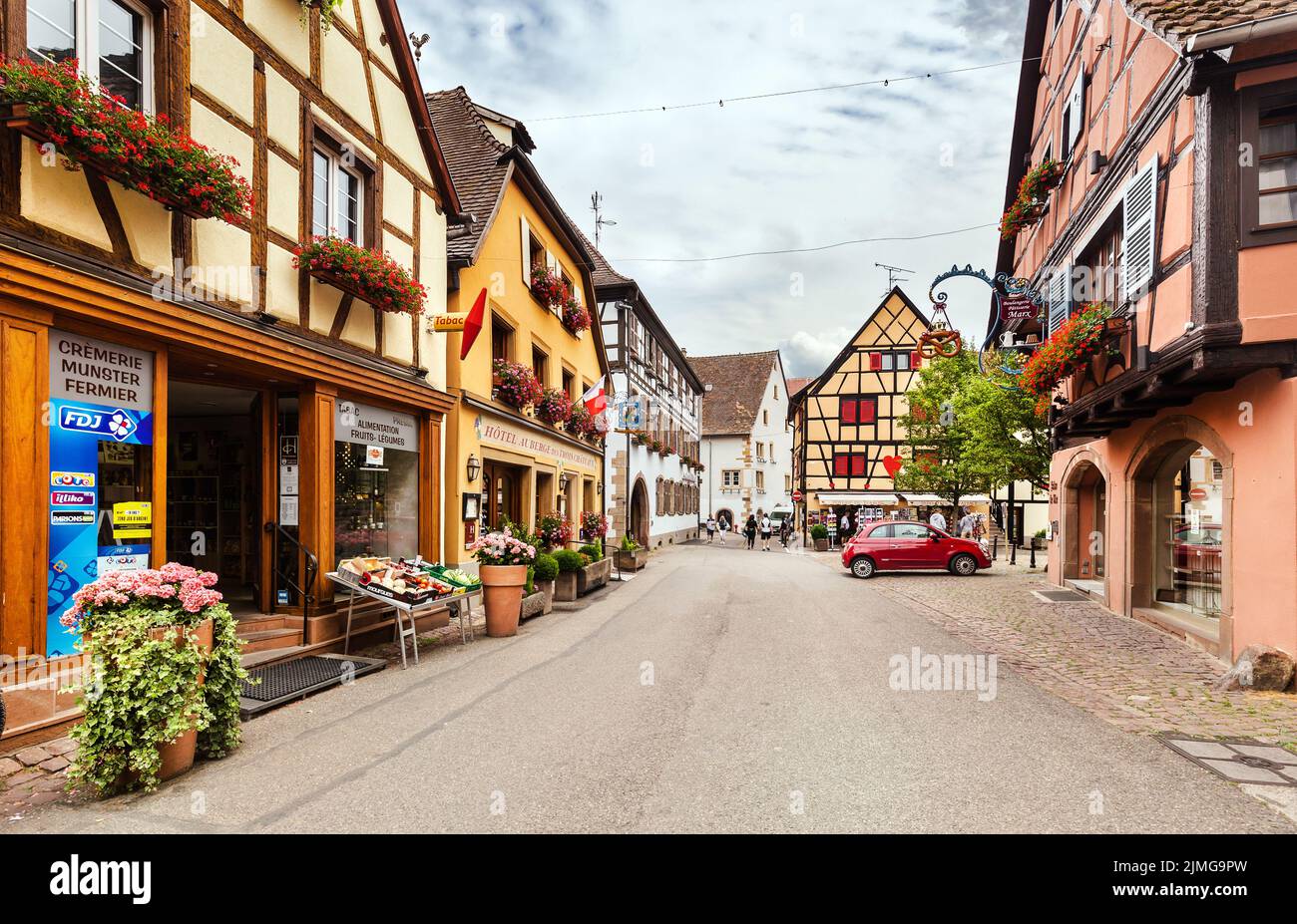 Eguisheim - eines der schönsten Dörfer Frankreichs. Stockfoto