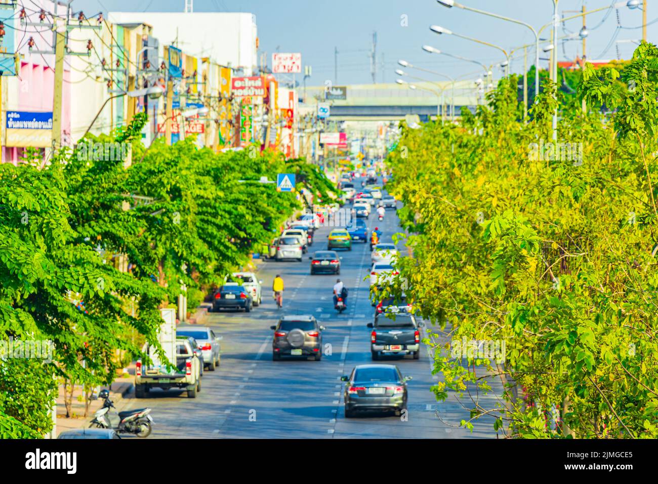 City Life Straßen Autos Menschen in Don Mueang Bangkok Thailand. Stockfoto