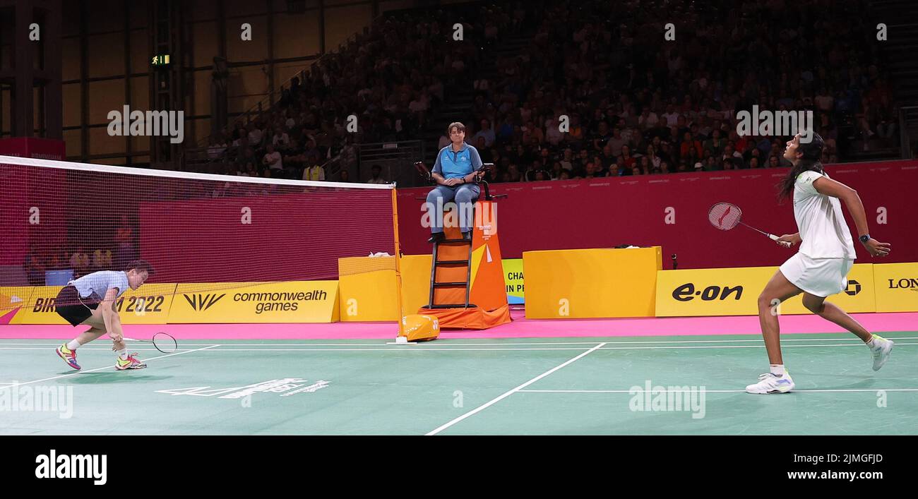 NEC Birmingham, Birmingham, Großbritannien. 6. August 2022. Birmingham, Großbritannien. Badminton:.PV Sindhu (IND) vs JW Goh (MAS). PV Sindhu gewann die Einzel-QF der Frauen. (Bild: © Seshadri Sukumar/ZUMA Press Wire) Stockfoto
