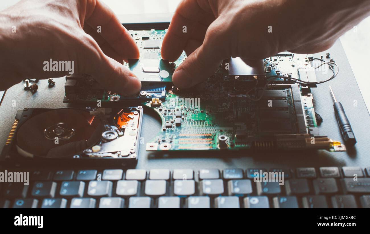 Installation des Elektronikprozessors Stockfoto