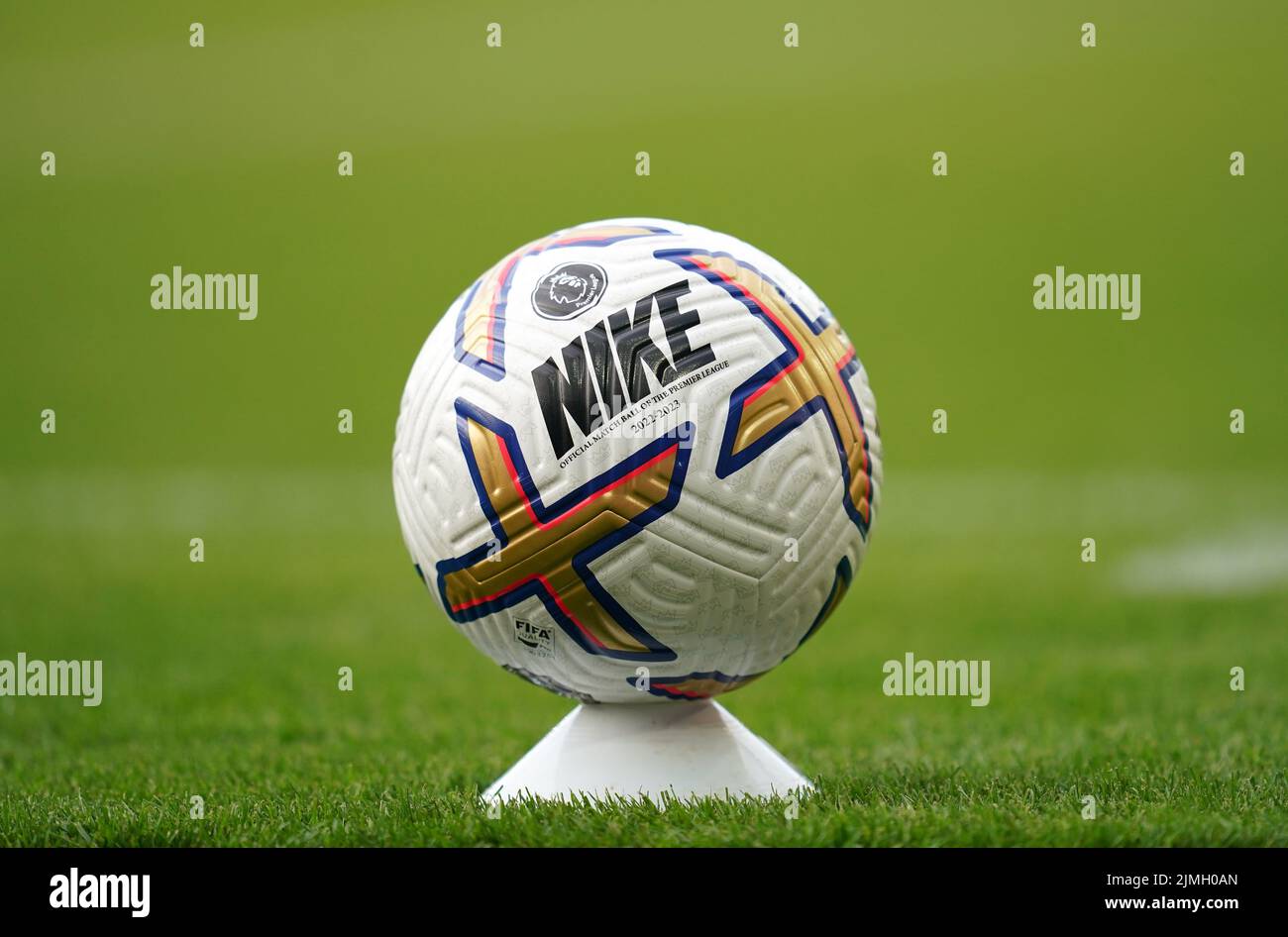 Ein Überblick über einen Nike-Matchball während des Premier League-Spiels im Goodison Park, Liverpool. Bilddatum: Samstag, 6. August 2022. Stockfoto