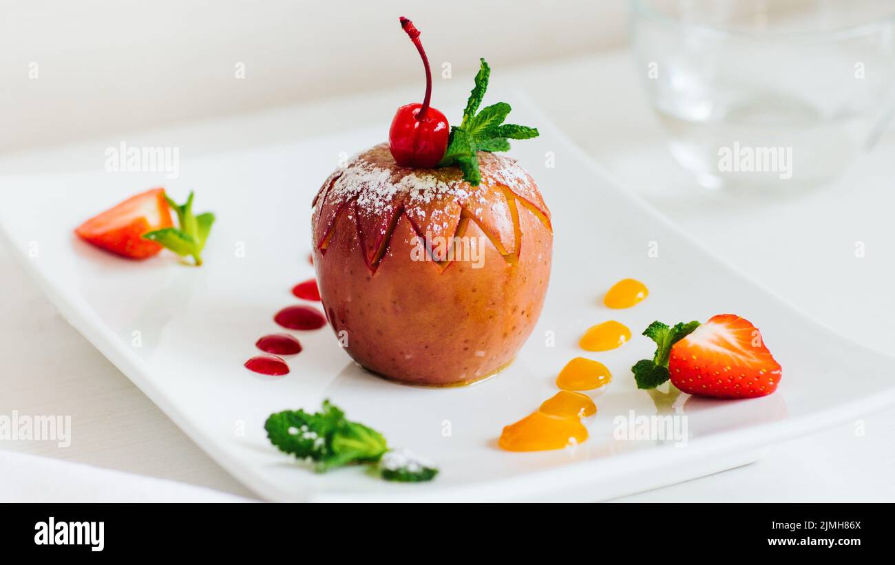 Restaurant Dessert-Menü gebackene Apfelfrucht-Marmelade Stockfoto