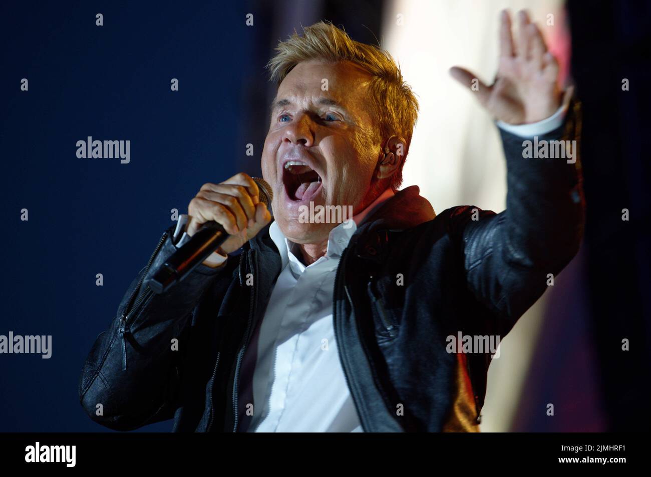 Bonn, Deutschland. 06. August 2022. Sänger Dieter Bohlen ist Backstage beim Hit-Song-Event 'Lieblingslieder' in der Rheinaue in Bonn. Quelle: Henning Kaiser/dpa/Alamy Live News Stockfoto Bonn, Deutschland. 06. August 2022. Sänger Dieter Bohlen ist Backstage beim Hit-Song-Event 'Lieblingslieder' in der Rheinaue in Bonn. Quelle: Henning Kaiser/dpa/Alamy Live News Stockfoto