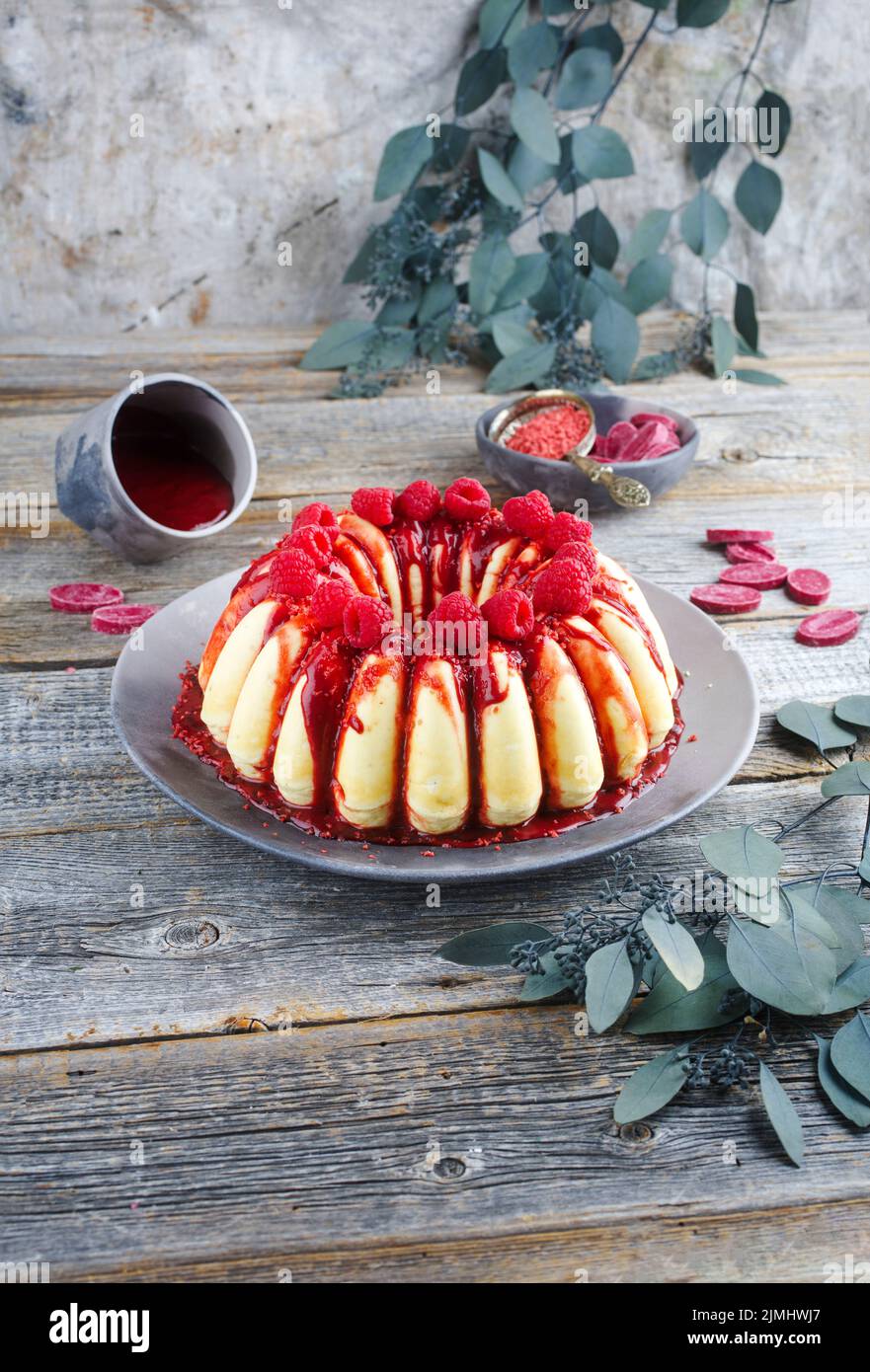 Traditioneller italienischer Budino di Ricotta Käsekuchen-Pudding mit ...
