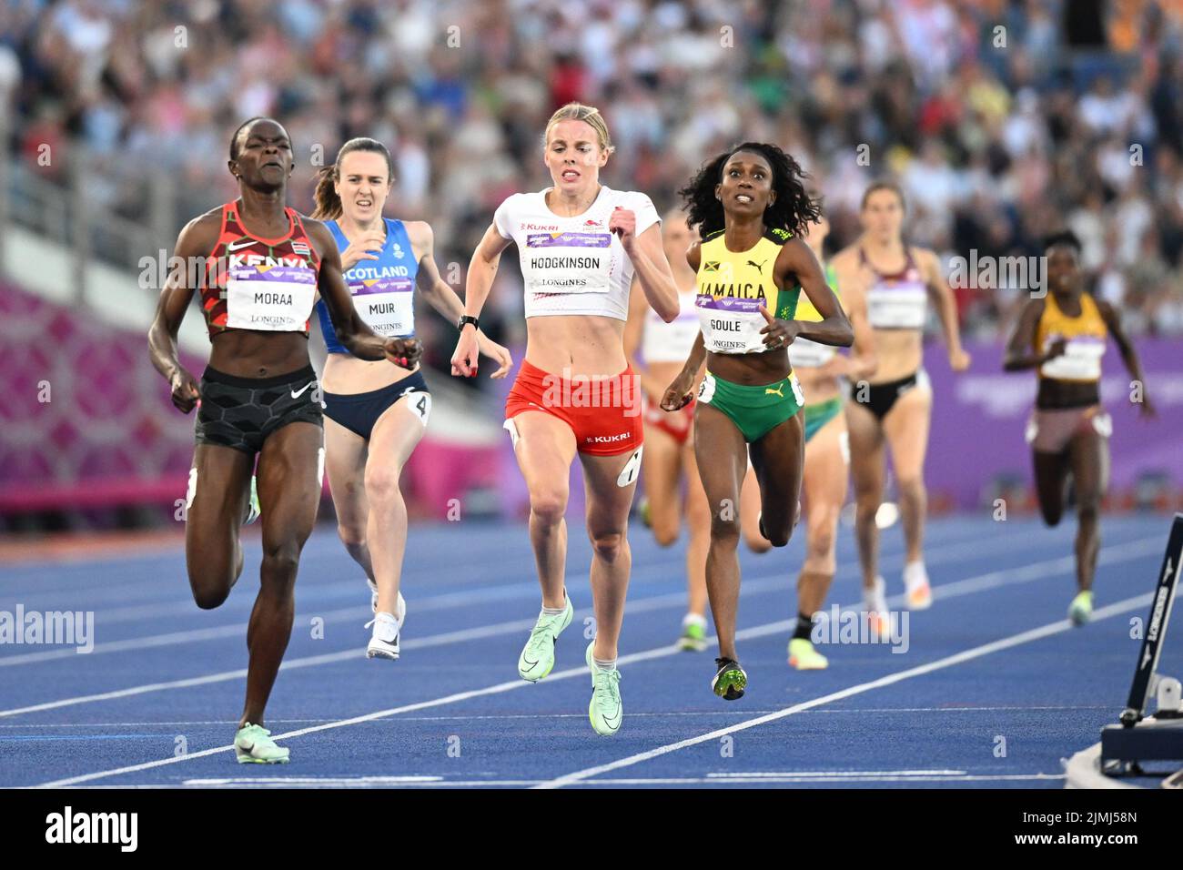 BIRMINGHAM, GROSSBRITANNIEN. AUG 6. Mary Moraa aus Kenia gewinnt das Finale 800m während der Leichtathletik im Alexander Stadium in Perry Barr bei den Commonwealth Games 2022 in Birmingham am Samstag, dem 6.. August 2022. (Kredit: Pat Scaasi | MI Nachrichten) Kredit: MI Nachrichten & Sport /Alamy Live Nachrichten Stockfoto