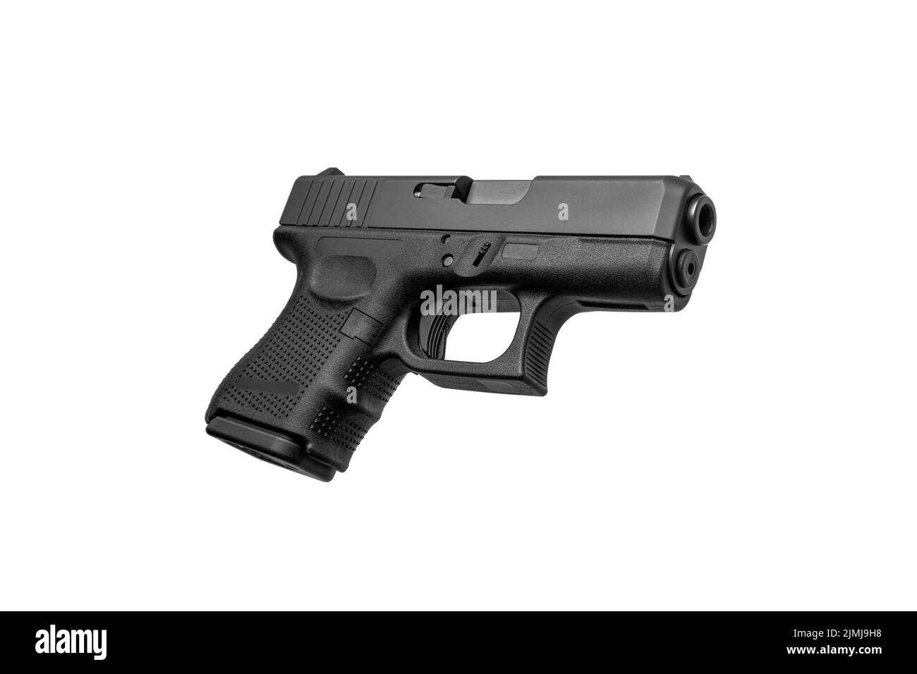 Moderne halbautomatische Pistole. Eine kurzwaffige Waffe zur Selbstverteidigung. Bewaffnung der Polizei, der Spezialeinheiten und der Armee. Isolieren auf weißem Hintergrund. Stockfoto