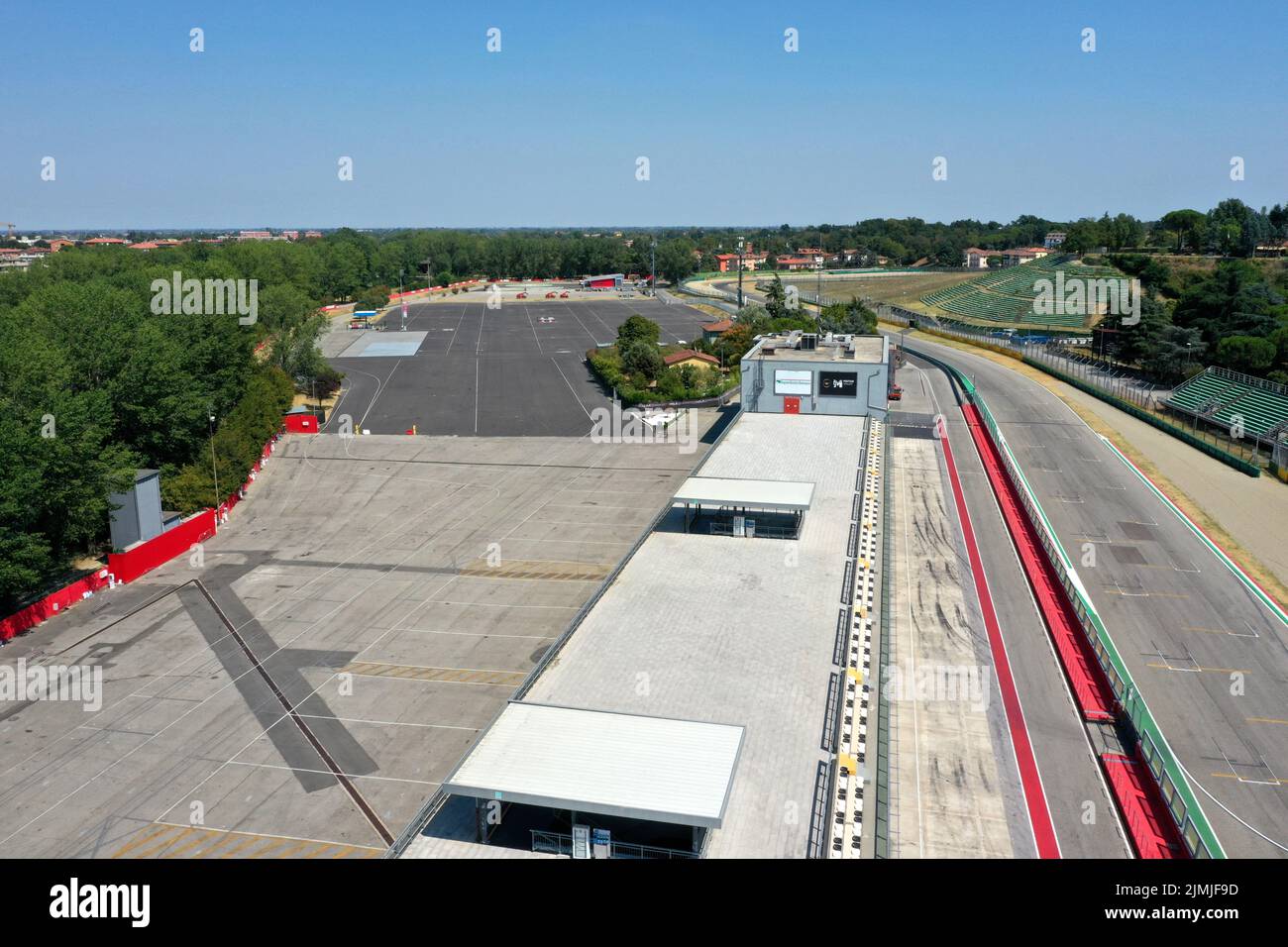 Luftaufnahme der Imola-Rennstrecke, Imola, Bologna, Emilia Romagna, Italien Stockfoto