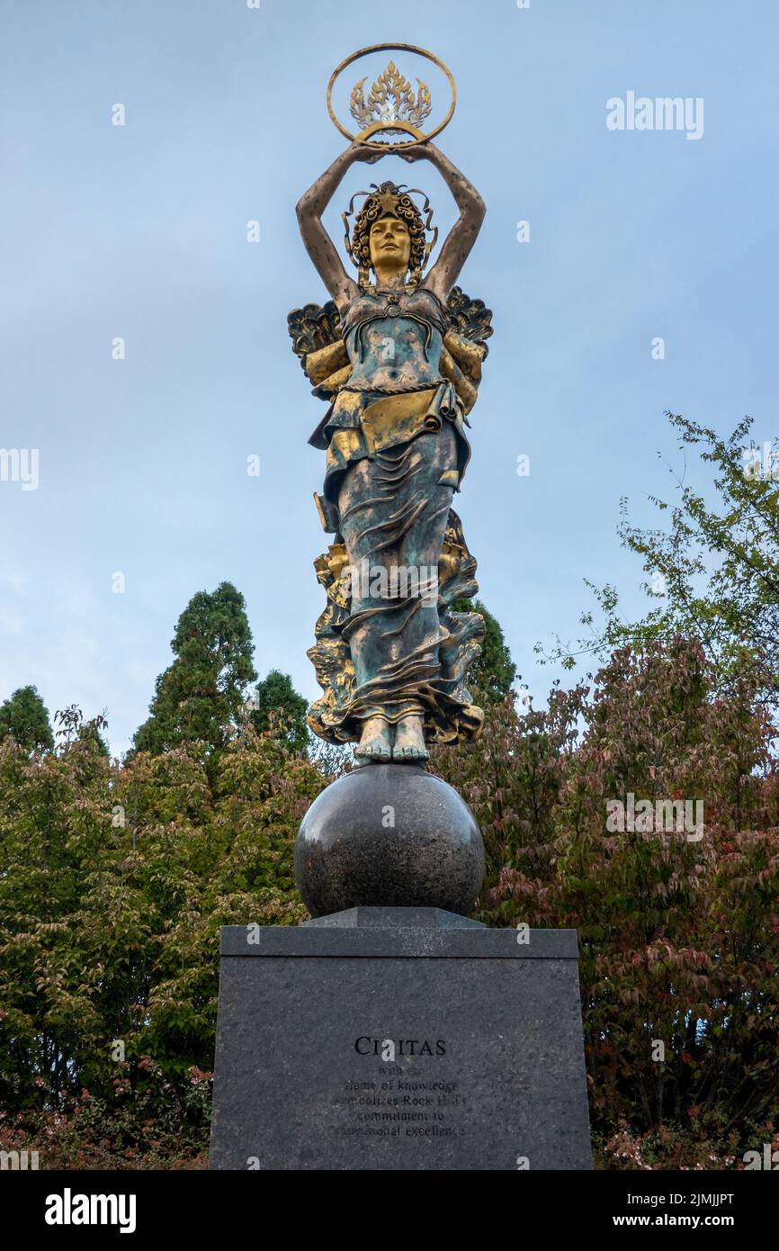 Die CivitasStatuen sind wunderschöne 22 Meter hohe Skulpturen, die an