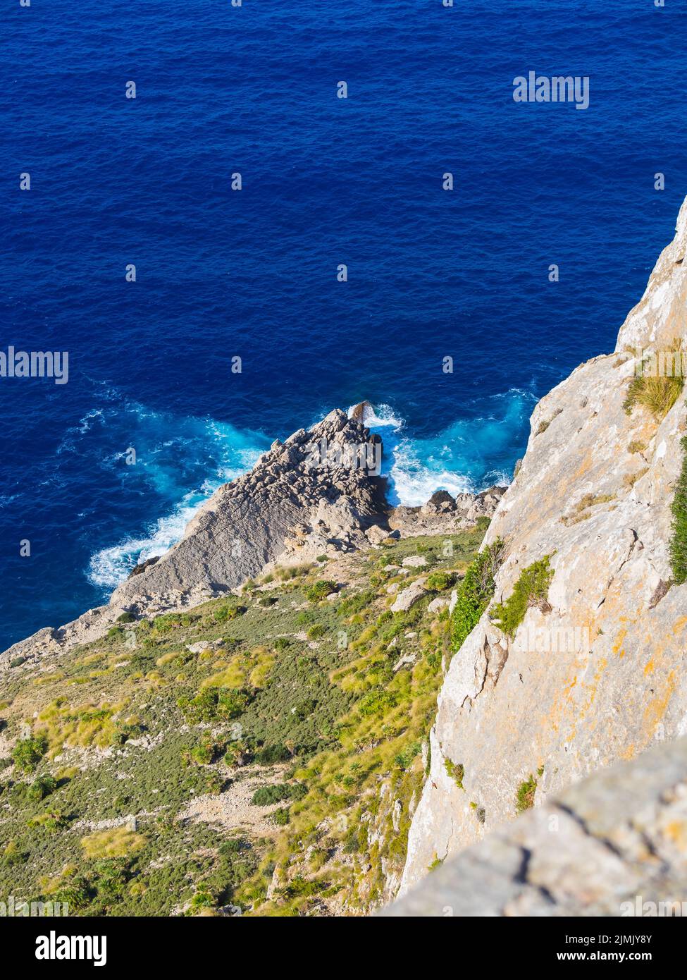 Klippe am Mirador d'Es Colomer auch Mirador del Mal Pas Stockfoto