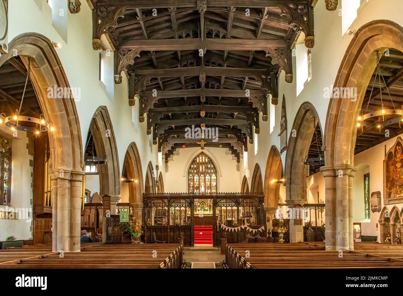 Das Kirchenschiff in der Holy Trinity Church, Skipton, Yorkshire, England Stockfoto