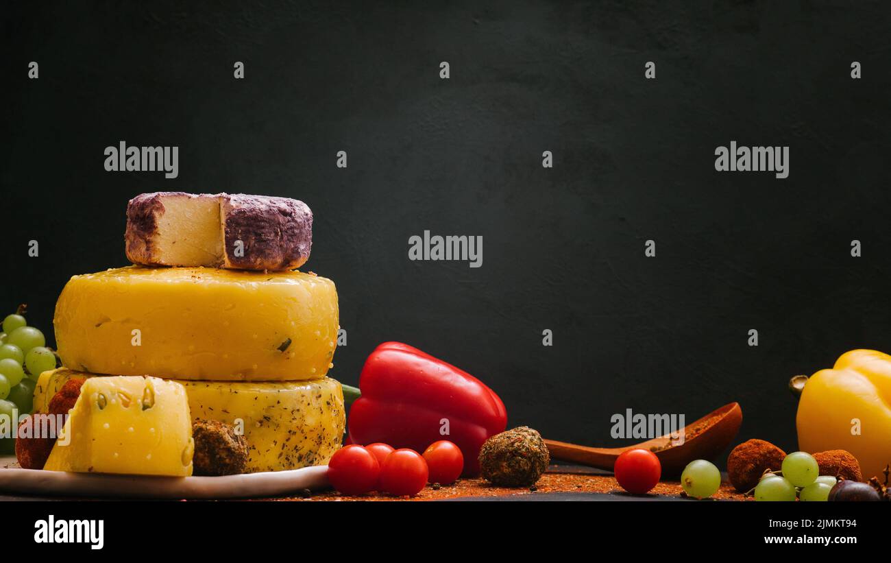 Kulinarische Klasse Lebensmittel Zutaten hausgemachter Käse Stockfoto