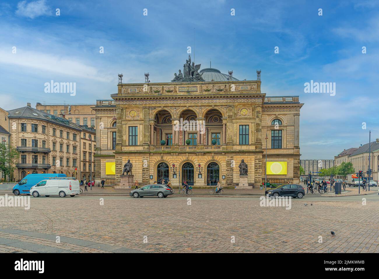 Das Königlich Dänische Theater befindet sich auf dem Kongens Nietorv öffentlichen Platz in Kopenhagen, Dänemark Stockfoto