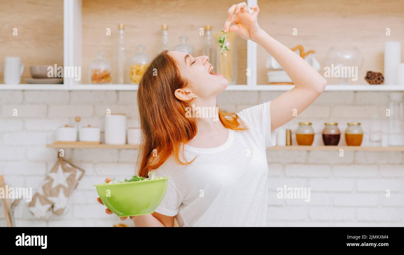 Gesunde Lebensweise ausgewogene vegetarische Ernährung Frau Stockfoto