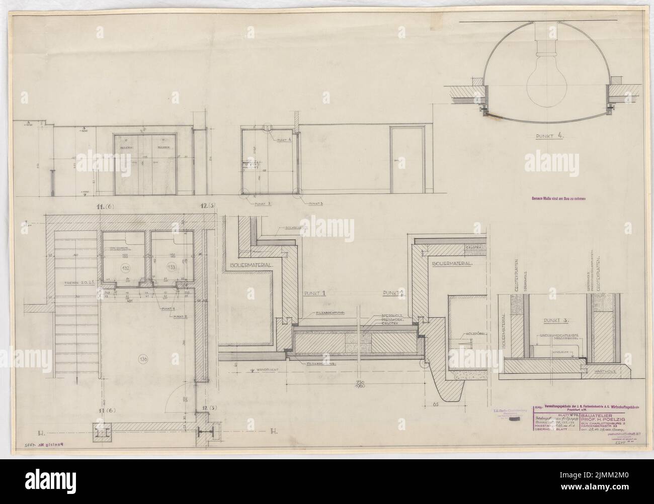 Poelzig Hans (1869-1936), I.G.-Farben in Frankfurt/Main. Verwaltungsgebäude (29. Oktober 1929): Bauerngebäude: Telefonzellen im Erdgeschoss, Zimmer 27, 28, 32, 3, Grundriß, aufrecht, Schnitt 1: 1. Bleistift auf Transparent, 73,4 x 104,4 cm (einschließlich Scankanten) Stockfoto