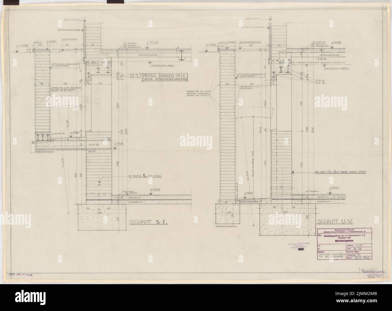 Poelzig Hans (1869-1936), I.G.-Farben in Frankfurt/Main. Verwaltungsgebäude (23.08.1929): Landwirtschaftsgebäude: Kellerfenster, Lichtschächte, Schnitte 1:10. Bleistift auf Transparent, 70,9 x 97,9 cm (einschließlich Scankanten) Stockfoto