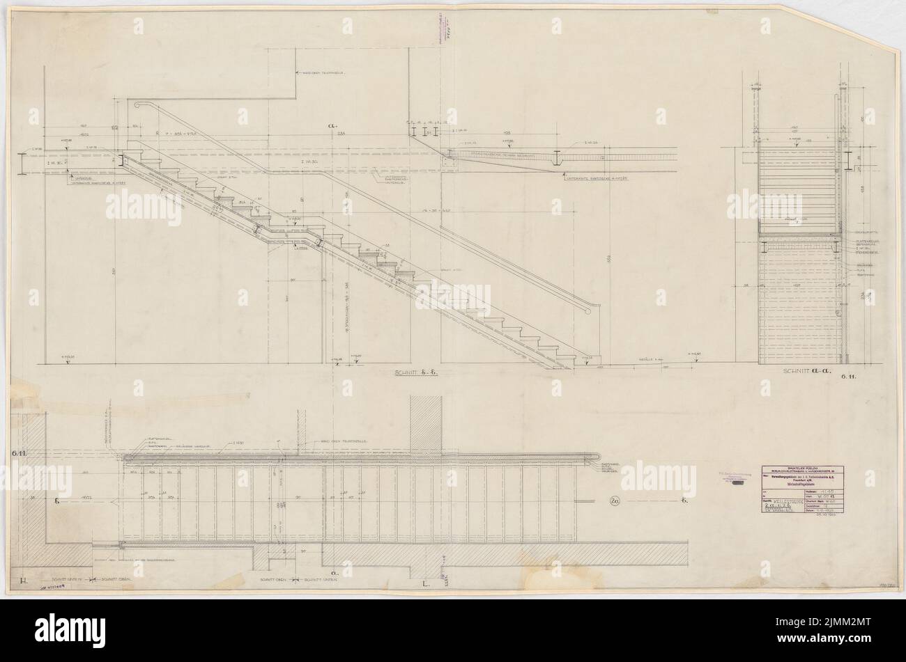 Poelzig Hans (1869-1936), I.G.-Farben, Frankfurt/Main. Verwaltungsgebäude: Bauernhofgebäude: Kellertreppe 2a und 2b, Grundriß, Schnitt 1:10. Bleistift auf transparent, 98,00 x 150,00 cm (inklusive Scankante). Stockfoto