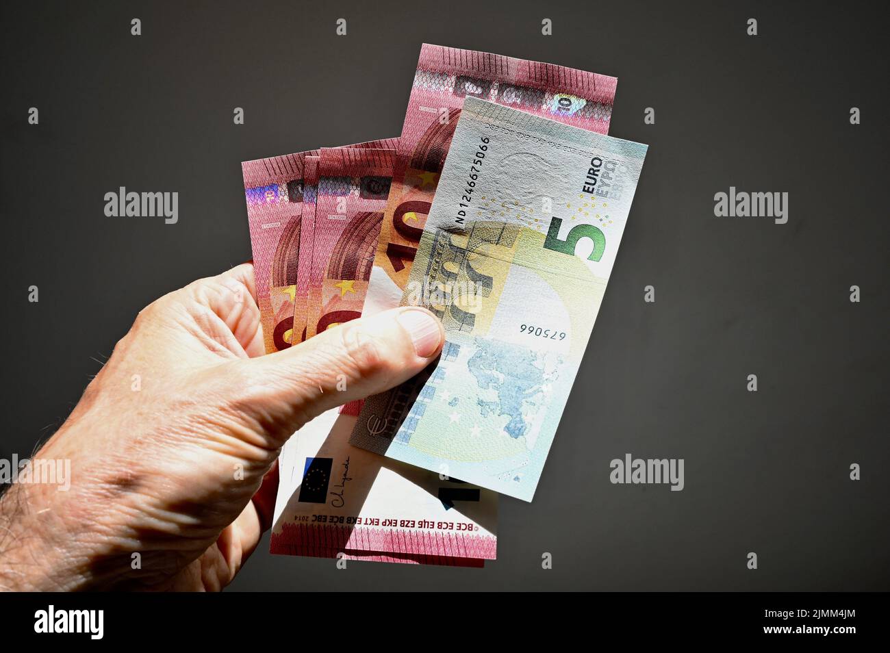 Fünf und zehn Euro-Banknoten Stockfoto