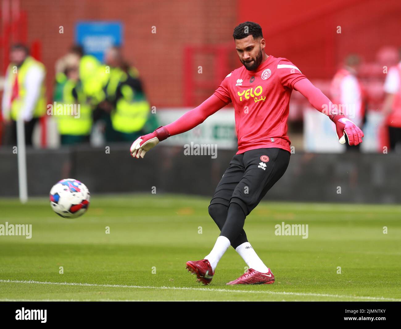 Sheffield, England, 6.. August 2022. Wes Foderingham von Sheffield Utd während des Sky Bet Championship-Spiels in der Bramall Lane, Sheffield. Bildnachweis sollte lauten: Simon Bellis / Sportimage Stockfoto