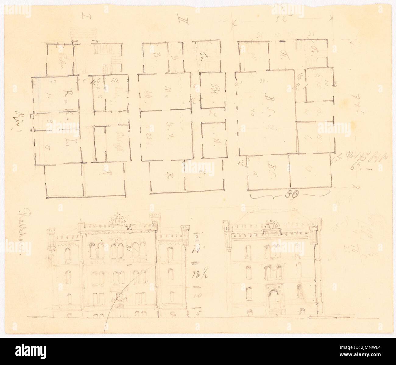 Lüdecke Carl Johann Bogislaw (1826-1894), Rathaus in Striegau. 1. Projekt (1858-1858): 3 Grundrisse, 2 Ansichten. Bleistift auf Papier, 17,6 x 20,7 cm (inklusive Scankanten) Lüdecke Carl Johann Bogislaw (1826-1894): Rathaus, Striegau. 1. Projekt Stockfoto