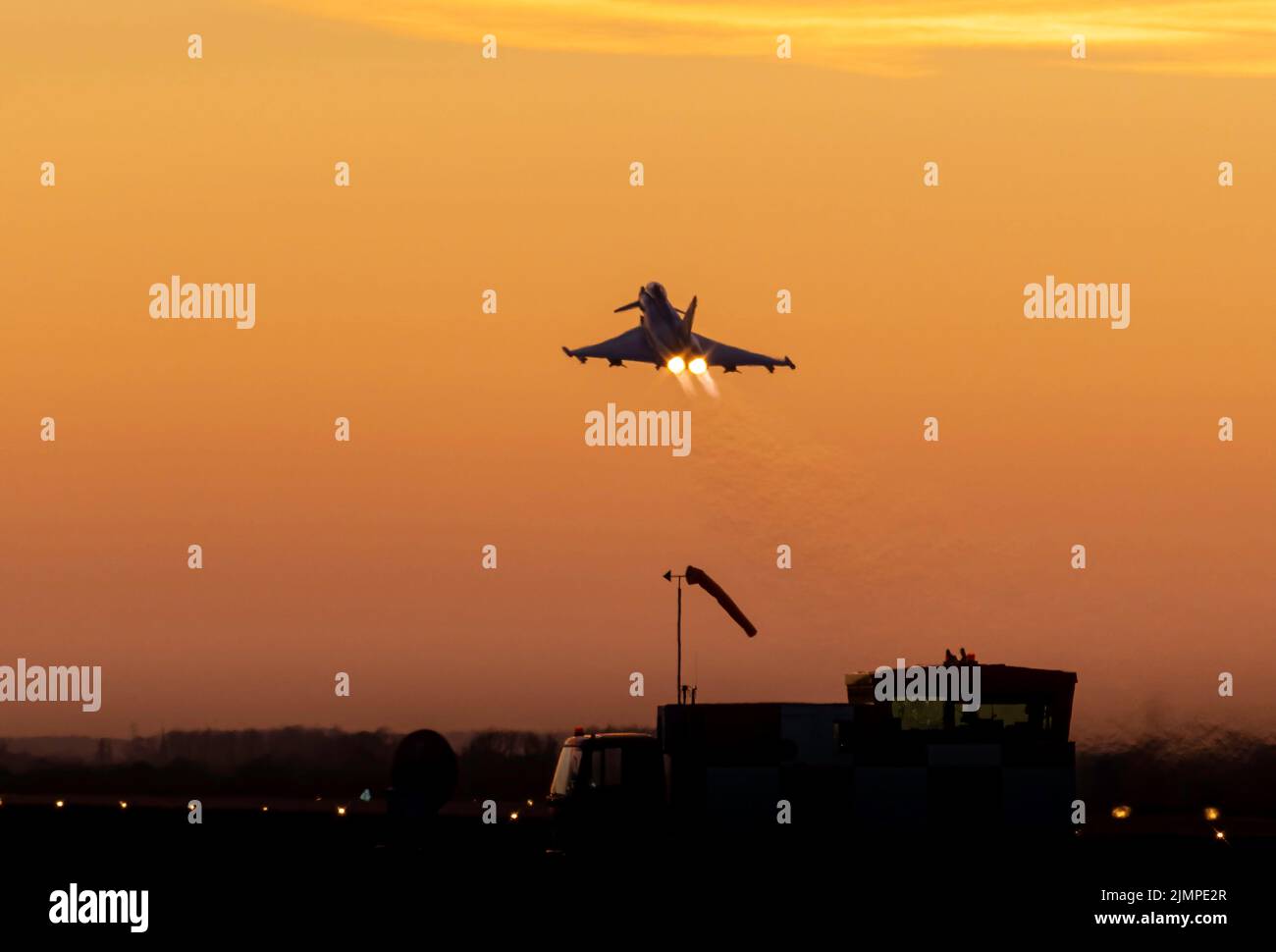 RAF Coningsby Scramble QRA NATO-Jets zur Verteidigung der Ukraine und der NATO-Alliierten Stockfoto