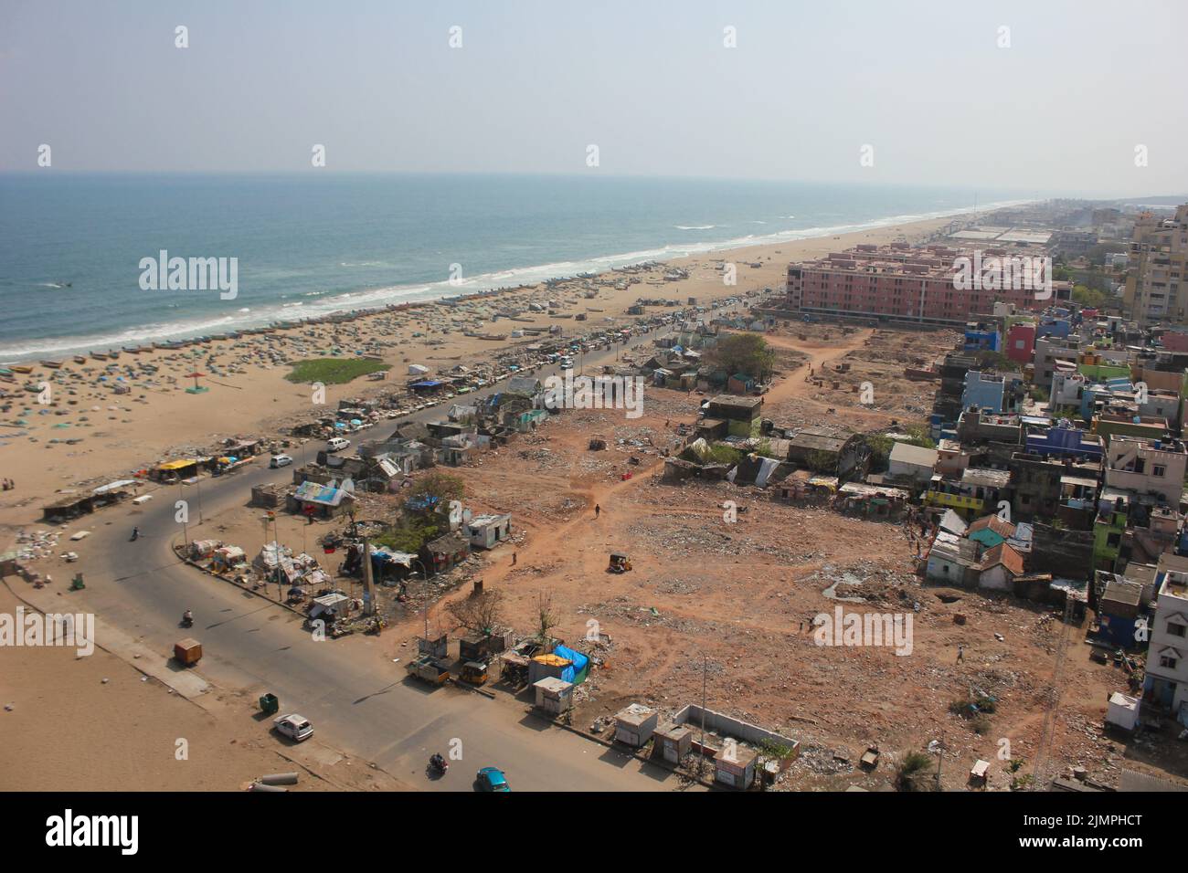 Luftaufnahme des Slums in chennai, Marina Beach Stockfoto