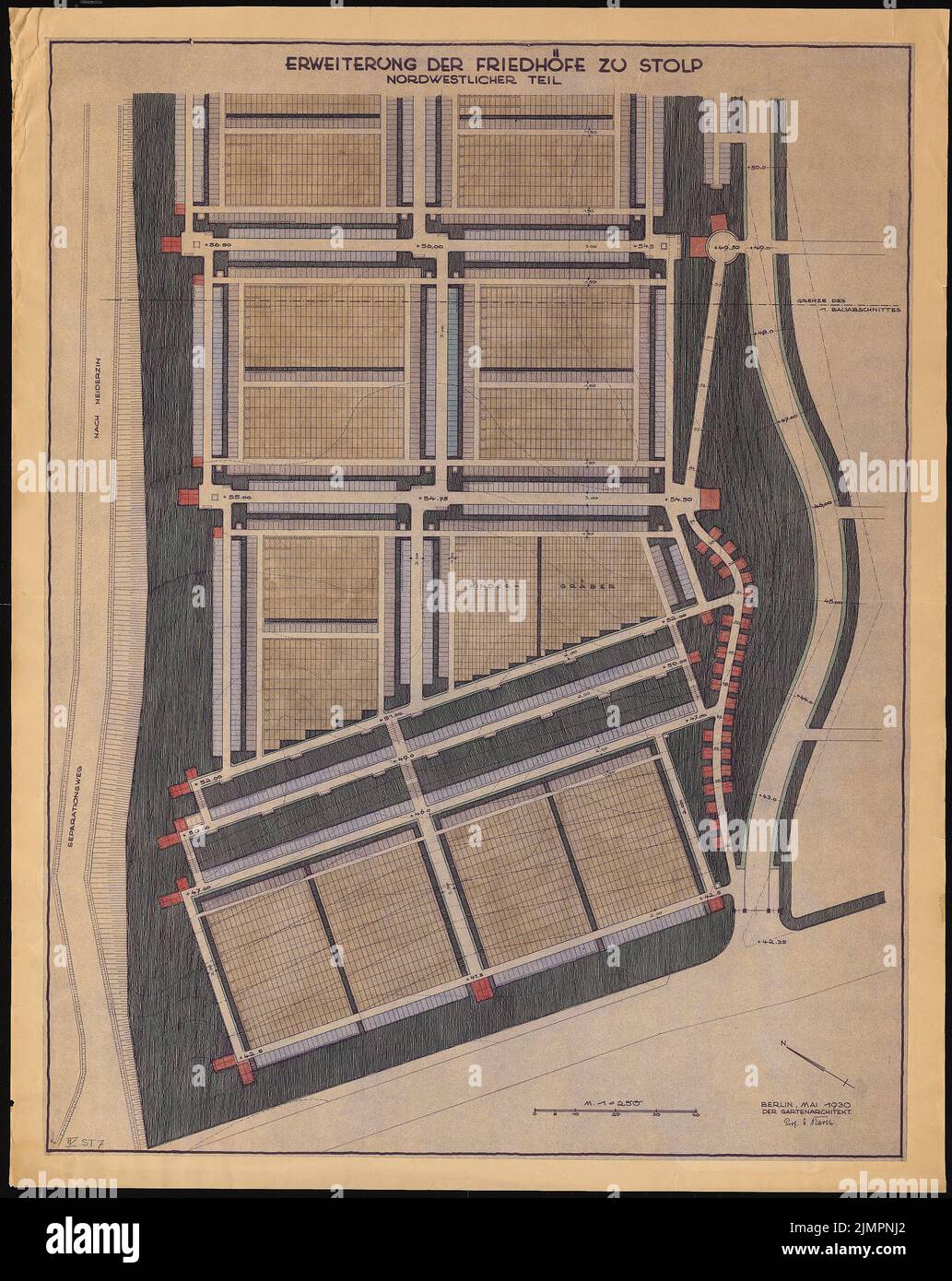 Barth Erwin (1880-1933), Erweiterung der Friedhöfe in Stolp/Pommern (05,1930): 41169: Grundriß des nordwestlichen Teils des geplanten Friedhofs mit Höhenlinien und Planung. Tintenfarben, wasserfarben, über einer Bruchstelle auf der Schachtel, 118 x 93,8 cm (inklusive Scankanten) Barth Erwin (1880-1933): Erweiterung der Friedhöfe, Stolp Stockfoto