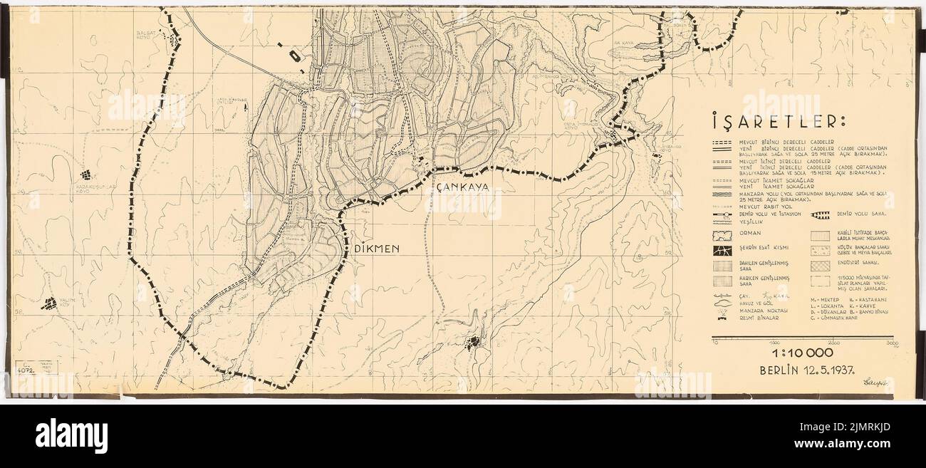 Jansen Hermann (1869-1945), Gesamtentwicklungsplan Ankara. Umgebung von Ankara (12.05.1937): (Lichtpause von Inv 22997), Karte 1: 10000, Teilblatt-Mittelteil mit Stadt, Ankara und Umgebung in drei Teilen Inv.Nr. 22995 bis 22997. Bruch auf Papier, 67 x 153,4 cm (inklusive Scankanten) Jansen Hermann (1869-1945): Gesamtbauungsplan Ankara. Umgebung von Ankara Stockfoto