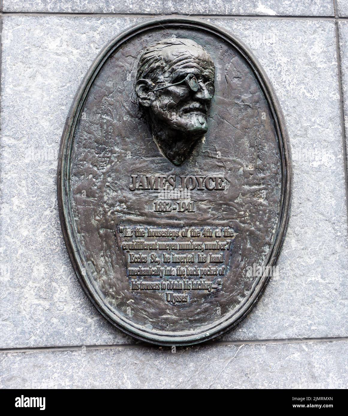 Die Gedenktafel mit einem Auszug aus James Joyces Odysseus, 7 Eccles Street, Dublin, Irland, 7 Eccles Street, war die Heimat von Leopold Bloom in dem Roman Stockfoto