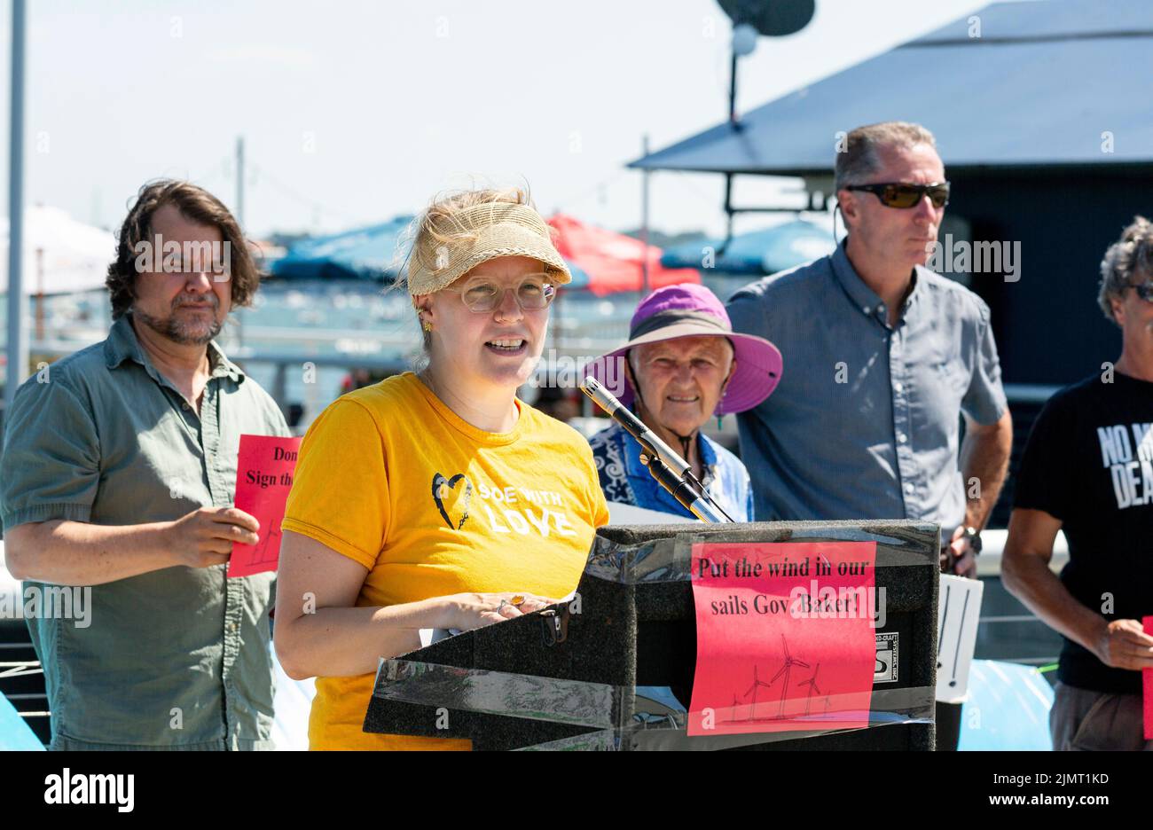 4. August 2022. Salem, Massachusetts Umweltaktivisten von MassPowerForward, Salem Alliance for the Environment (SAFE), UU Mass Action, 350 Mas Stockfoto