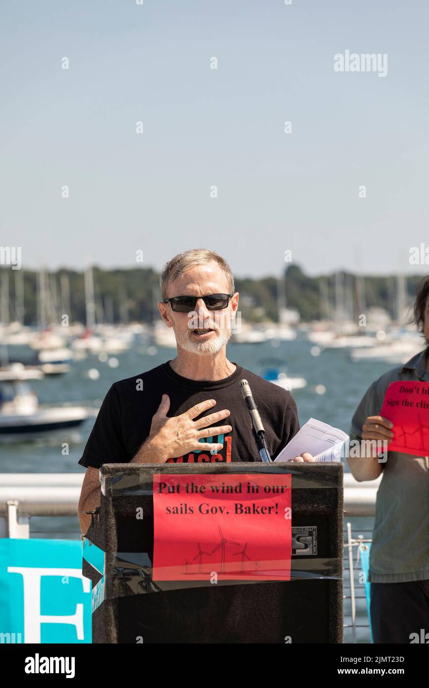 4. August 2022. Salem, Massachusetts Umweltaktivisten von MassPowerForward, Salem Alliance for the Environment (SAFE), UU Mass Action, 350 Mas Stockfoto