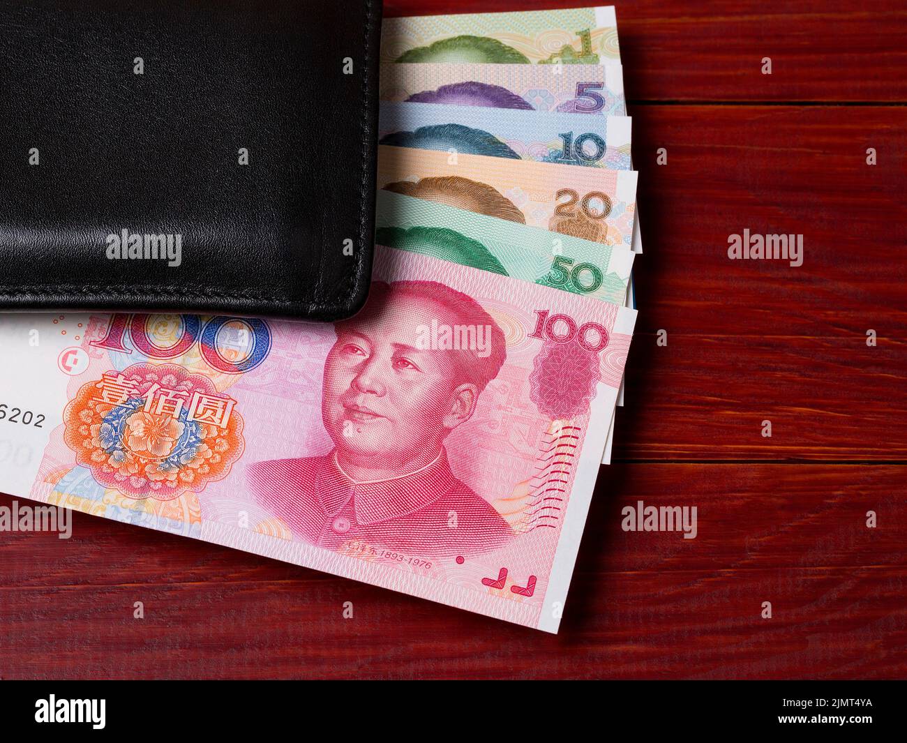Chinese Yuan in der schwarzen Mappe Stockfoto