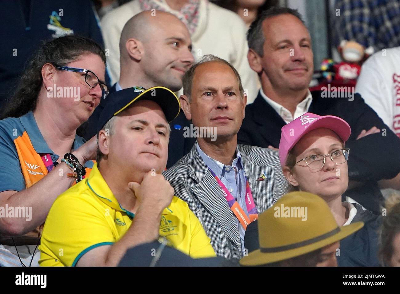 Prinz Edward, Earl of Wessex, sieht sich am zehnten Tag der Commonwealth Games 2022 in Birmingham das Women's Beach Volleyball - Gold Medal Match zwischen Kanada und Australien in Smithfield an. Bilddatum: Sonntag, 7. August 2022. Stockfoto