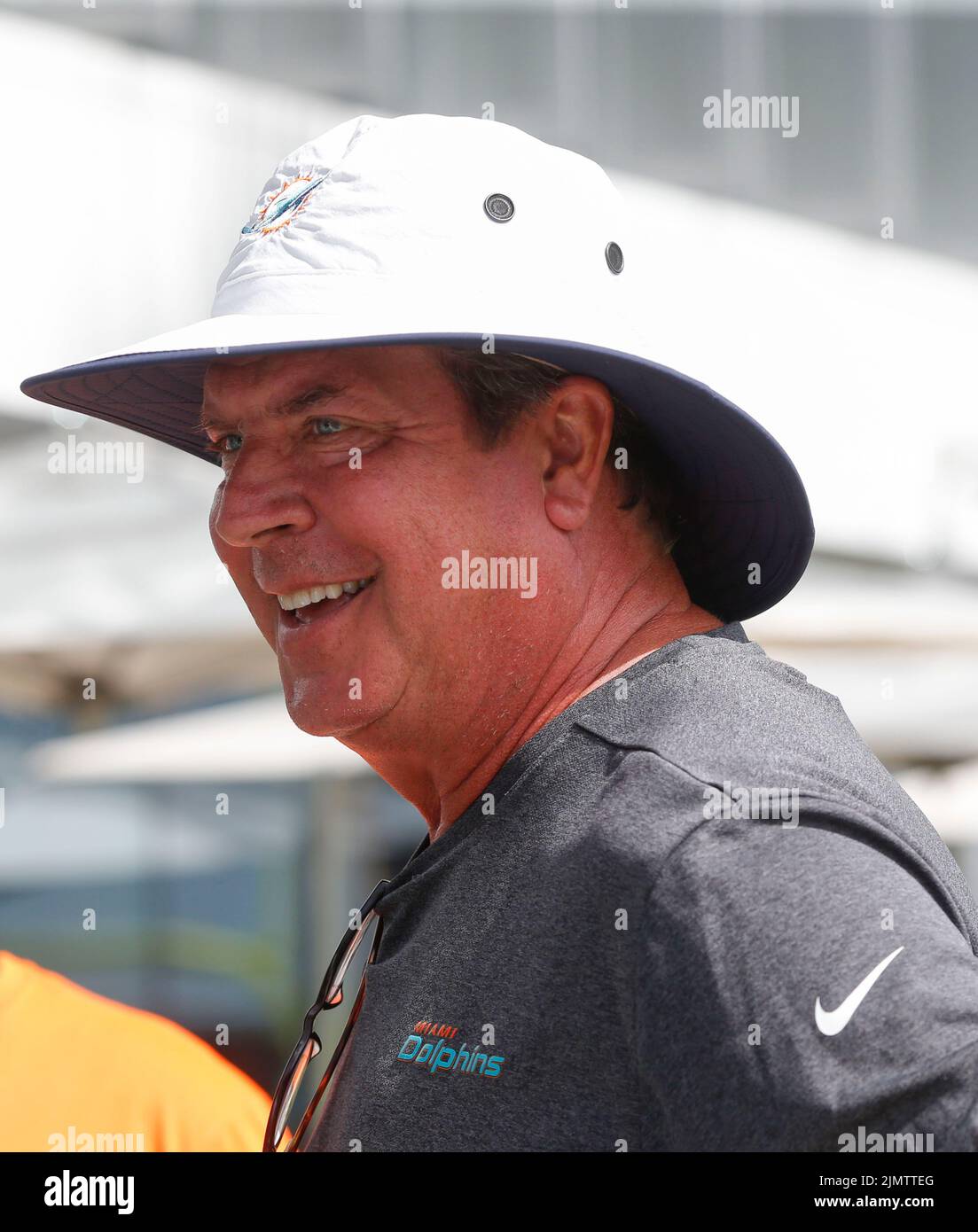 Miami. FL USA; ehemaliger Dolphins Quarterback und Sonderberater des Vizepräsidenten, Präsident Dan Marino, während des Miami Dolphins Training Camp, Saturda Stockfoto