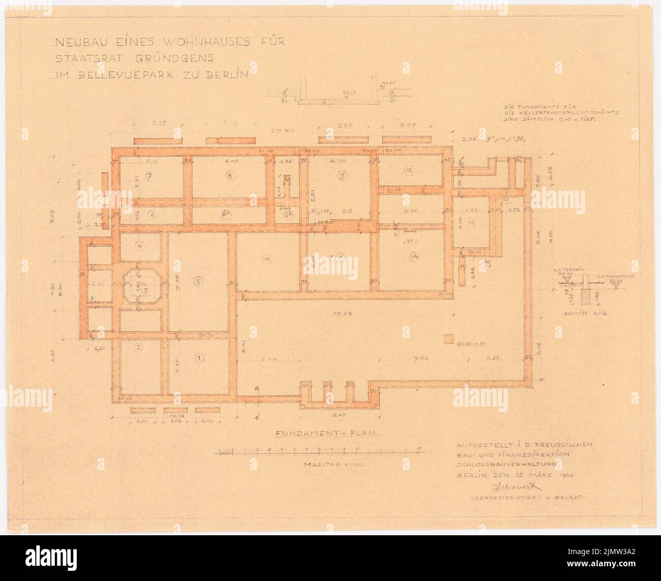 Schonert Erich, Neubau eines Wohnhauses für den Staatsrat Gründgens im Bellevuepark in Berlin (15. März 1940): Grundriss-Stiftung 1: 100. Lichtbruch Wasserfarben auf Papier, 43,2 x 53,3 cm (inklusive Scankanten) Schonert Erich (geb. 1881): Neubau eines Wohnhauses für Staatsrat Gründgens im Bellevuepark, Berlin Stockfoto