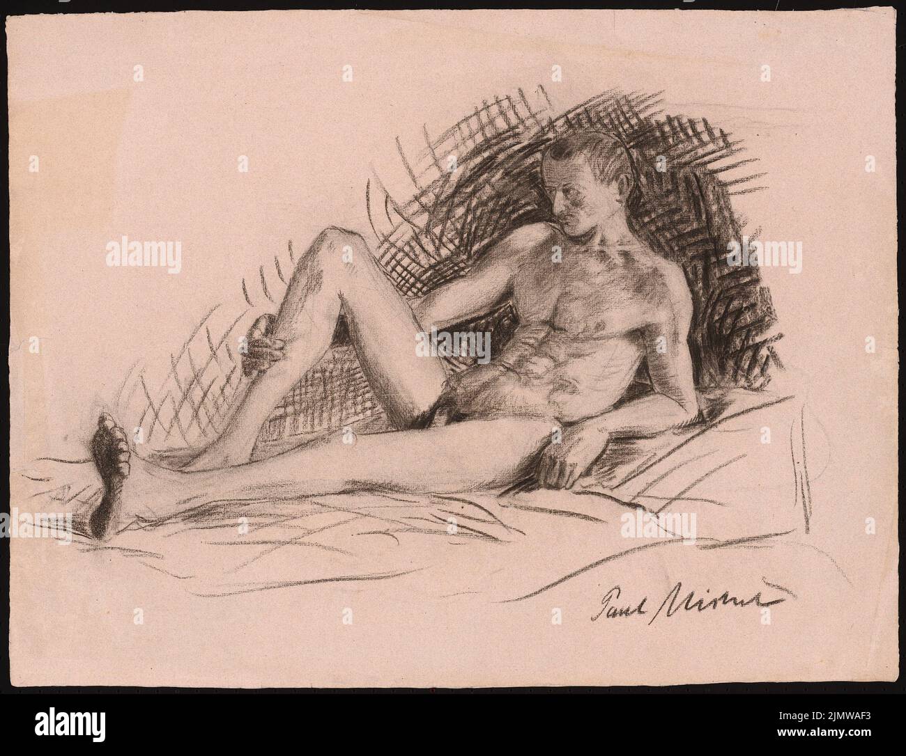 Michel Paul sen. (1877-1938), Mann wirkt auf dem Bett in der Hälfte (1899-1901): Seitenansicht des halb gefangenen männlichen Akts, basierend auf dem linken Unterarm, rechtes Bein, abgesenkt durch die rechte Hand. Kohle auf rosafarbenem Papier, 49,5 x 64,5 cm (inklusive Scankanten) Michel Paul sen. (1877-1938): Männlicher Akt auf Bett halbiert Stockfoto