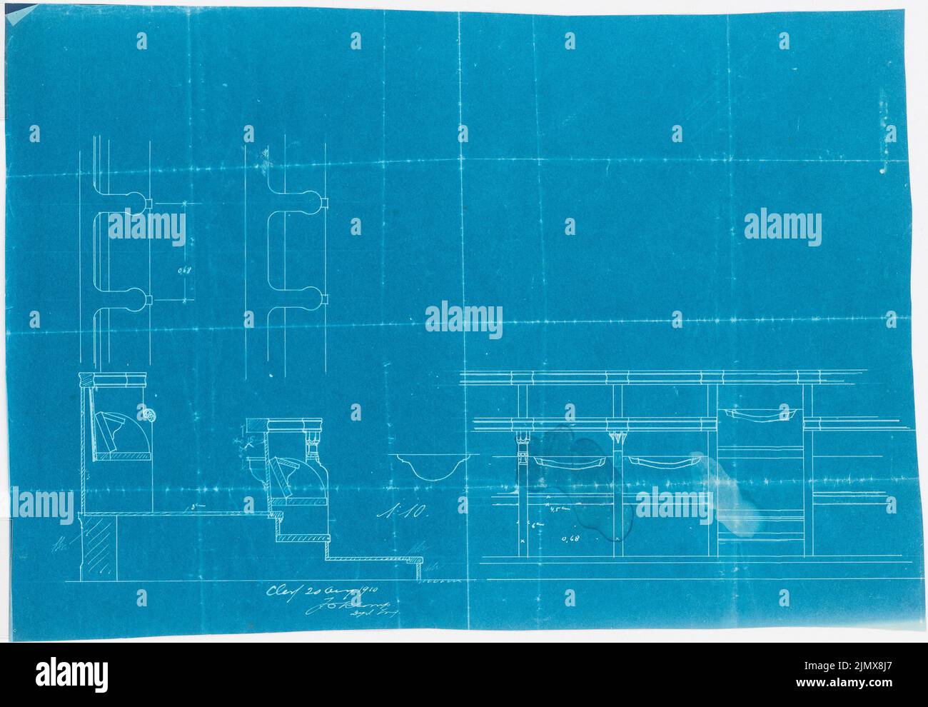 Klomp Johannes Franziskus (1865-1946), Benedictier Abbey St. Mauritius, Clerf (Clervaux), Luxemburg (20.08.1910): Grundriß der Chorgestühl, Grundriß, Ansicht, Schnitte 1:10. Blaupause auf Papier, 45,2 x 65,2 cm (inklusive Scankanten) Klomp Johannes Franziskus (1865-1946): Benedektinerabtei St. Mauritius, Clerf (Clervaux) Stockfoto