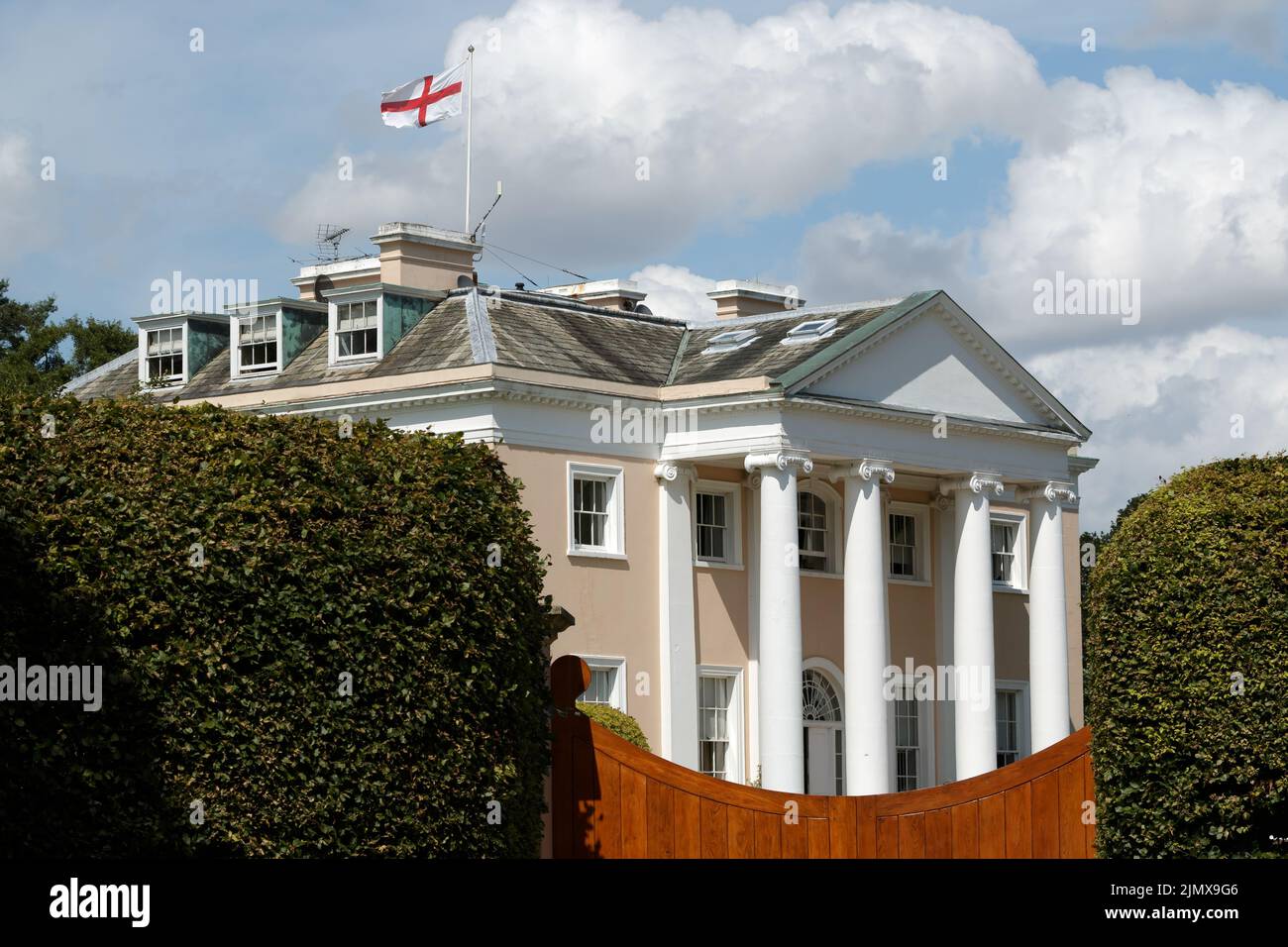 Littleburn, Kent, Großbritannien, 2014. Blick auf Howletts Mansion Stockfoto